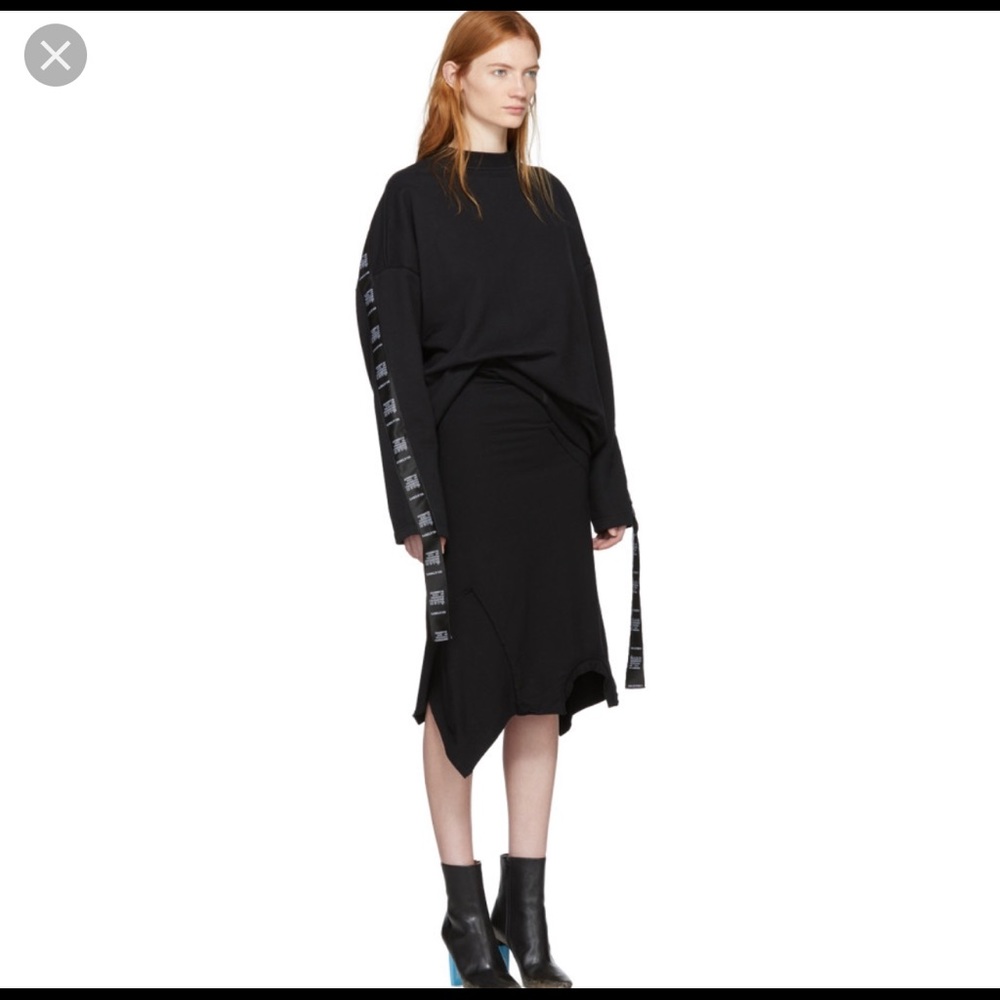 vetements black tape crew neck